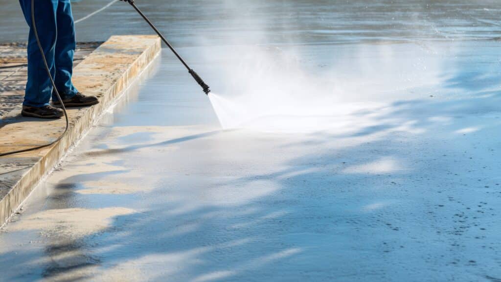 How Do Pro Crews Ensure Unmatched Blast-Free Cleaning in Auburn?