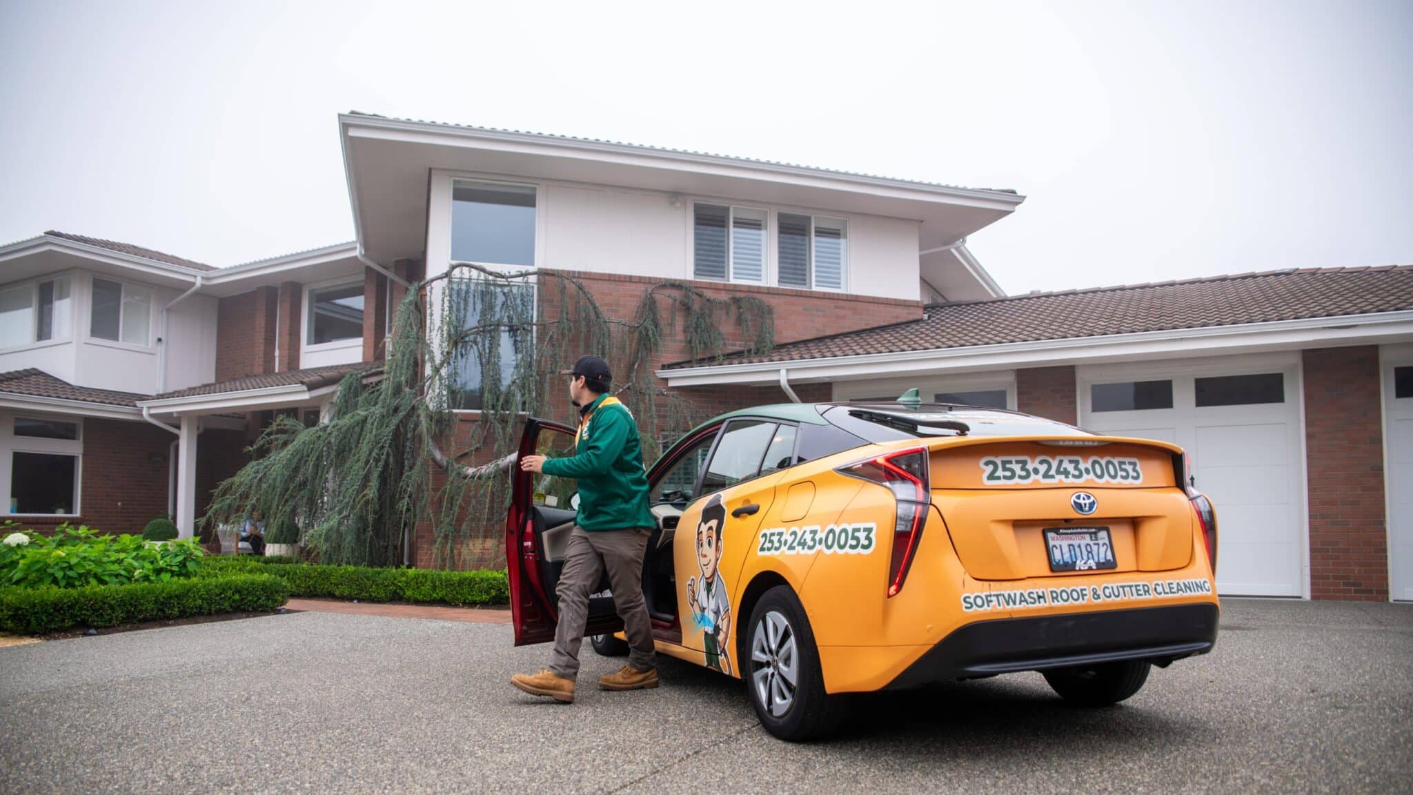 Local roofer arriving at homeowner’s property for scheduled roof inspection.